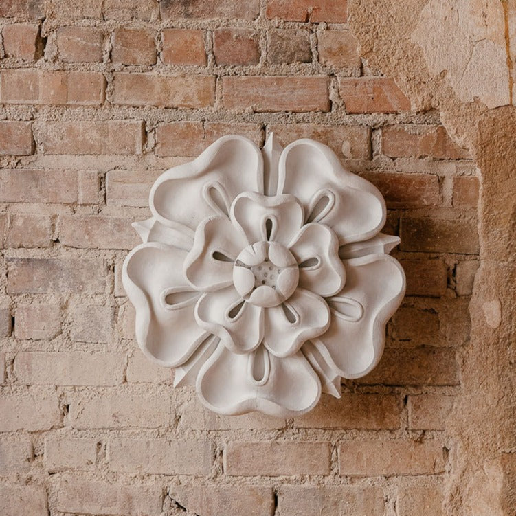 Tudor Rose – House Parts, - Main Image